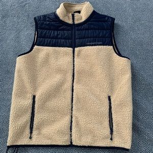 Vineyard Vines NEVER WORN Sherpa Vest LARGE